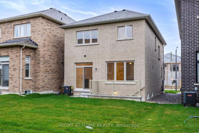 53 Mountainside Cres, House detached with 3 bedrooms, 3 bathrooms and 2 parking in Whitby ON | Image 28