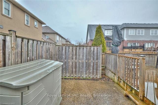 13 - 608 Simcoe St, Townhouse with 2 bedrooms, 3 bathrooms and 2 parking in Niagara on the Lake ON | Image 13