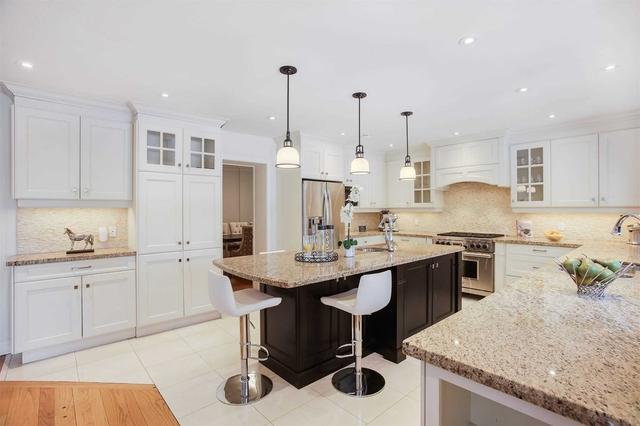 1 The Kingsway, House detached with 4 bedrooms, 4 bathrooms and 11 parking in Toronto ON | Image 6