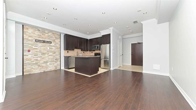 115 - 383 Prince Of Wales Dr, Townhouse with 3 bedrooms, 3 bathrooms and 2 parking in Mississauga ON | Image 5