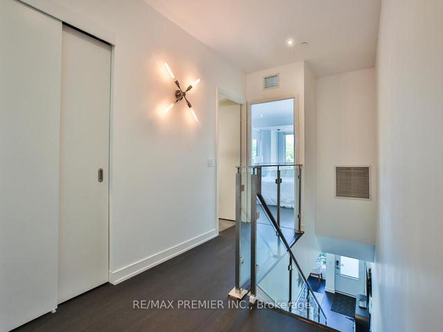 106 - 1030 King St W, Townhouse with 2 bedrooms, 2 bathrooms and 1 parking in Toronto ON | Image 8