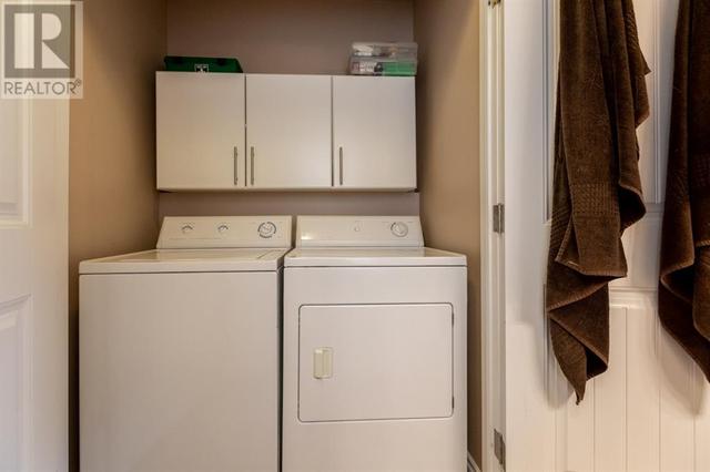 Washer & Dryer - Main Floor Laundry! | Image 15