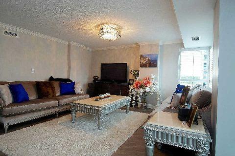 1218 - 2111 Lake Shore Blvd W, Condo with 2 bedrooms, 2 bathrooms and 1 parking in Toronto ON | Image 5