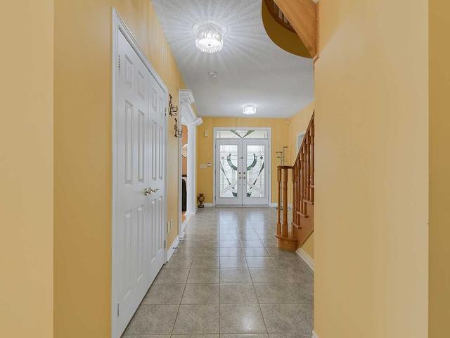 498 Tremblant Crt, House detached with 4 bedrooms, 5 bathrooms and 5 parking in Mississauga ON | Image 29