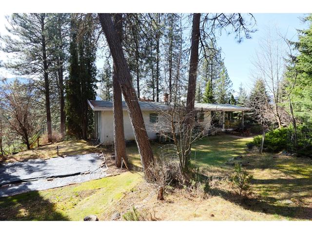 7005 Galena Avenue, House detached with 3 bedrooms, 2 bathrooms and null parking in Kootenay Boundary D BC | Image 42