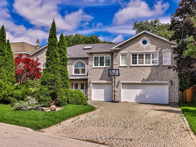 49 Arjay Cres, House detached with 4 bedrooms, 5 bathrooms and 11 parking in Toronto ON | Image 1