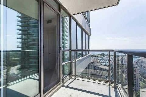 2402 - 2230 Lake Shore Blvd W, Condo with 2 bedrooms, 1 bathrooms and 1 parking in Toronto ON | Image 16