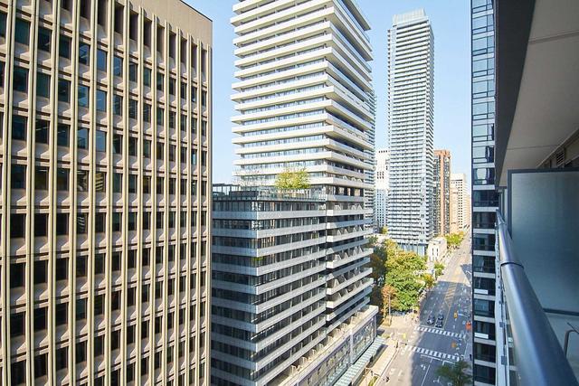 1509 - 955 Bay St W, Condo with 2 bedrooms, 2 bathrooms and 1 parking in Toronto ON | Image 20