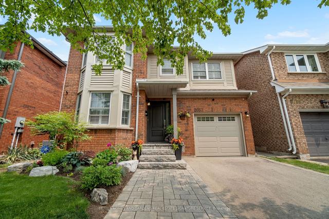 2057 Fox Hllw, House detached with 4 bedrooms, 3 bathrooms and 2 parking in Oakville ON | Image 1