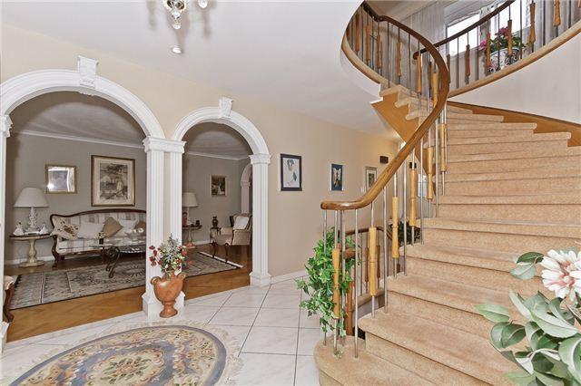 3565 Kilmanagh Rd, House detached with 3 bedrooms, 4 bathrooms and 4 parking in Mississauga ON | Image 3