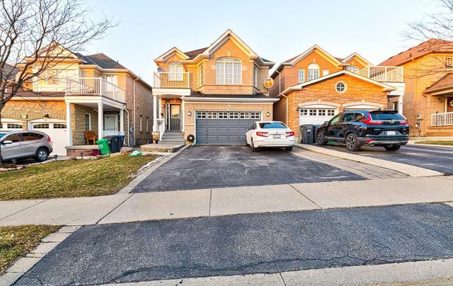 45 Albright Rd, House detached with 3 bedrooms, 4 bathrooms and 4 parking in Brampton ON | Image 1