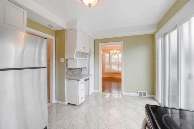 43 Burbank Dr, House detached with 4 bedrooms, 3 bathrooms and 6 parking in Toronto ON | Image 6