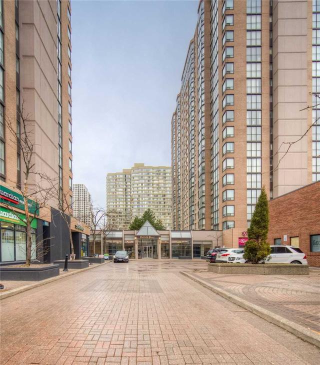 404 - 265 Enfield Pl, Condo with 2 bedrooms, 2 bathrooms and 1 parking in Mississauga ON | Image 17