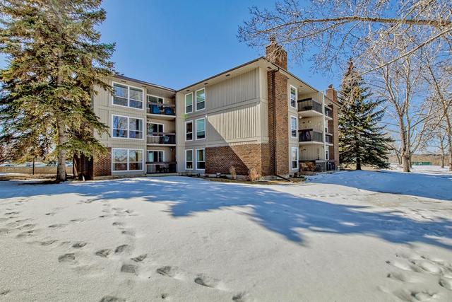 622 - 860 Midridge Drive Se, Condo with 2 bedrooms, 1 bathrooms and 1 parking in Calgary AB | Image 31