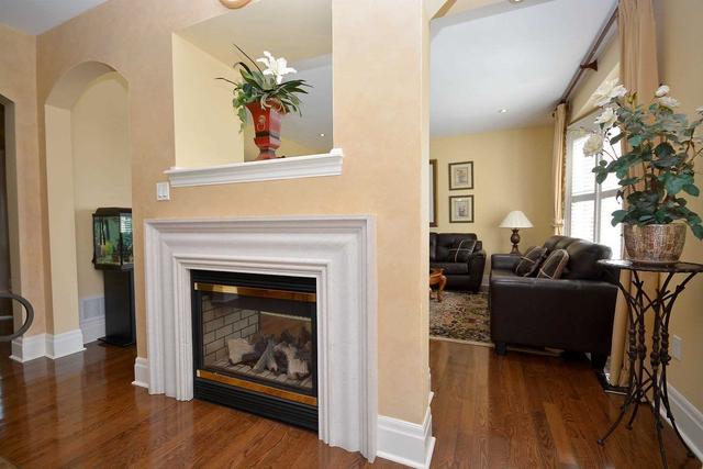 7 Richgrove Dr, House detached with 4 bedrooms, 4 bathrooms and 6 parking in Brampton ON | Image 4