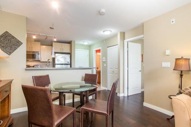434 - 5700 Andrews Road, Condo with 2 bedrooms, 1 bathrooms and null parking in Richmond BC | Card Image