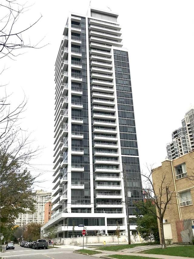 1806 - 75 Canterbury Pl, Condo with 1 bedrooms, 1 bathrooms and 0 parking in Toronto ON | Image 12