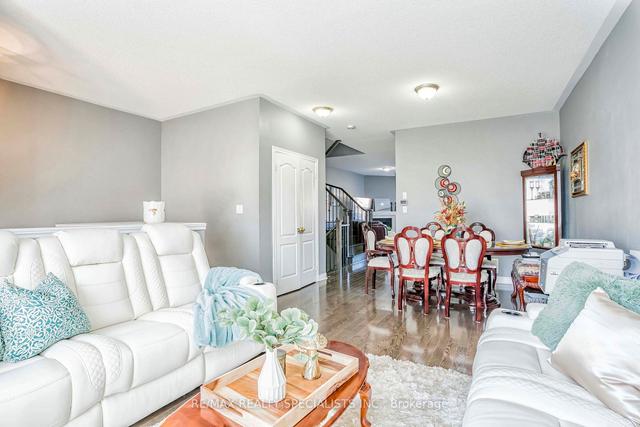 67 Lorenzo Circ, House attached with 3 bedrooms, 4 bathrooms and 2 parking in Brampton ON | Image 39