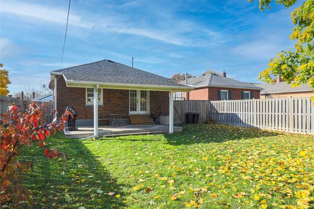 303 Cadillac Ave S, House detached with 2 bedrooms, 2 bathrooms and 4 parking in Oshawa ON | Image 31