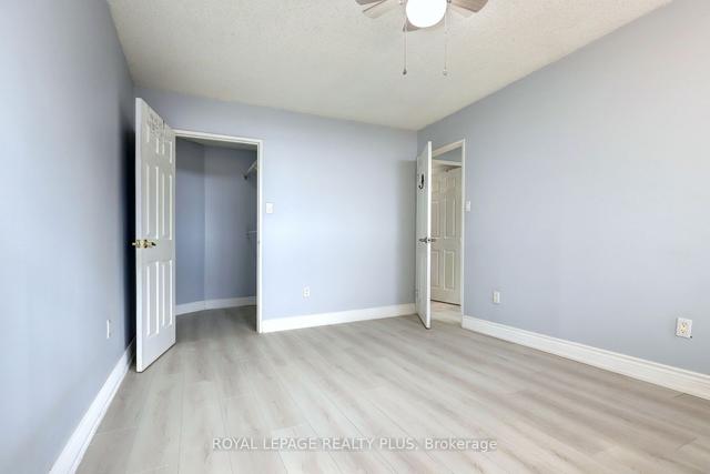 1105 - 3501 Glen Erin Dr, Condo with 2 bedrooms, 1 bathrooms and 1 parking in Mississauga ON | Image 11