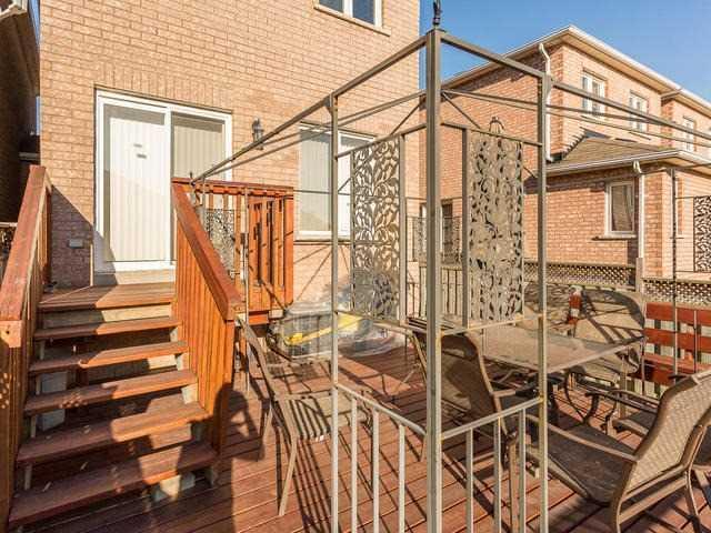 7164 Para Pl, House semidetached with 3 bedrooms, 2 bathrooms and 2 parking in Mississauga ON | Image 18