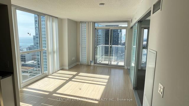 2708 - 75 Queens Wharf Rd, Condo with 1 bedrooms, 1 bathrooms and 0 parking in Toronto ON | Image 3