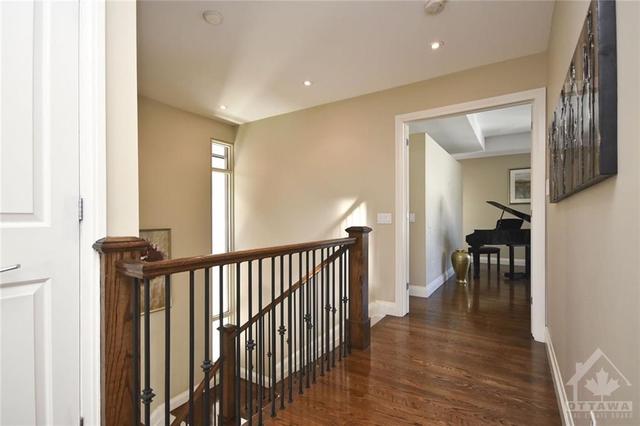 105 Black Maple Private, House detached with 4 bedrooms, 4 bathrooms and 4 parking in Ottawa ON | Image 10