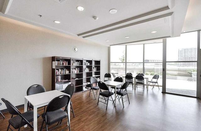1310 - 9 George St N, Condo with 2 bedrooms, 2 bathrooms and 1 parking in Brampton ON | Image 25