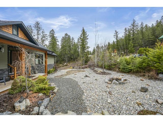 4961 Mountain Top Drive, House detached with 3 bedrooms, 3 bathrooms and null parking in East Kootenay F BC | Image 4