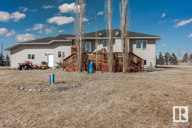 28159 Twp Rd 484, House detached with 5 bedrooms, 3 bathrooms and null parking in Leduc County AB | Image 5