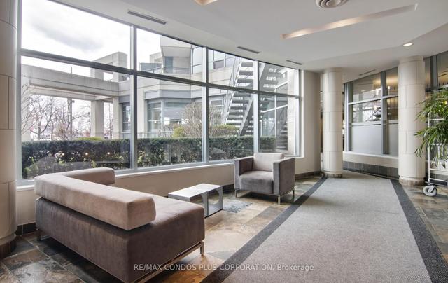 1215 - 230 Queens Quay W, Condo with 3 bedrooms, 3 bathrooms and 1 parking in Toronto ON | Image 34