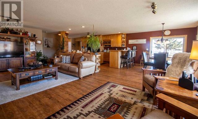 4540 Township Road 340, Home with 3 bedrooms, 3 bathrooms and null parking in Mountain View County AB | Image 13