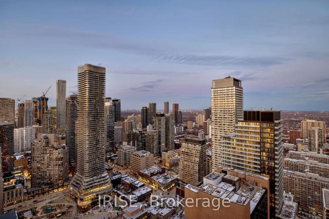 ph4506 - 38 Grenville St, Condo with 2 bedrooms, 2 bathrooms and 1 parking in Toronto ON | Image 27