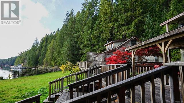 969 Whaletown Rd, House detached with 6 bedrooms, 5 bathrooms and 20 parking in Strathcona B BC | Image 50
