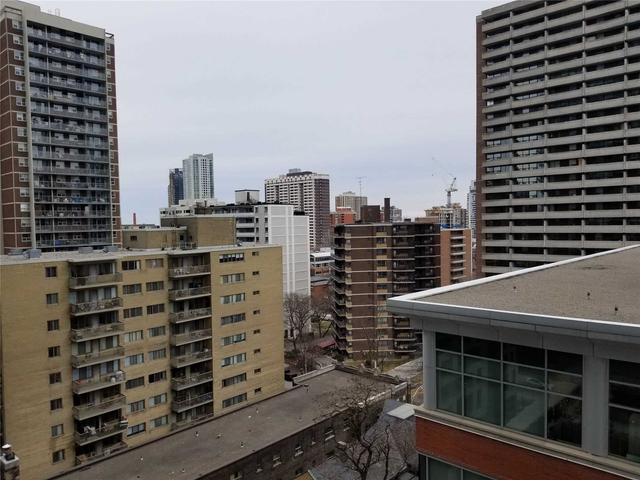 1004 - 33 Charles St, Condo with 0 bedrooms, 1 bathrooms and 0 parking in Toronto ON | Image 5