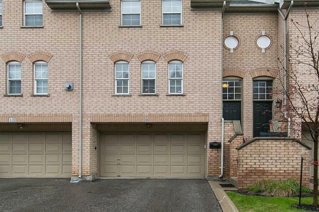 9 - 8305 Mclaughlin Rd, Townhouse with 2 bedrooms, 3 bathrooms and 2 parking in Brampton ON | Image 2