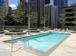 2010 - 832 Bay St, Condo with 3 bedrooms, 2 bathrooms and 1 parking in Toronto ON | Image 7