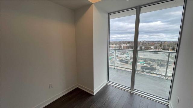427 - 20 O'neill Rd, Condo with 2 bedrooms, 2 bathrooms and 1 parking in Toronto ON | Image 2