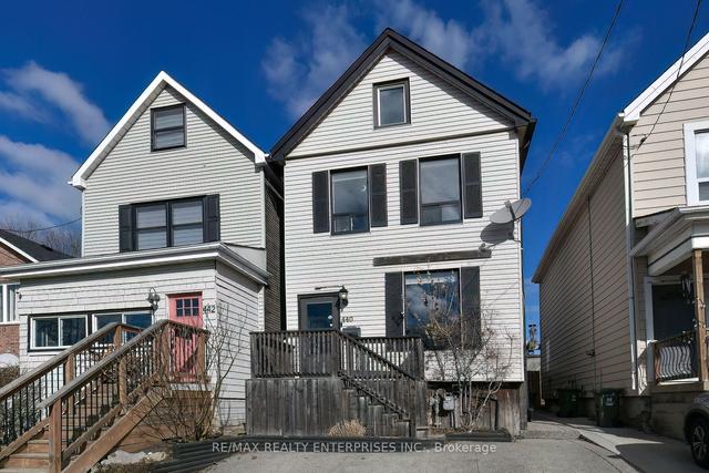 440 Jackson St W, House detached with 3 bedrooms, 2 bathrooms and 2 parking in Hamilton ON | Image 1