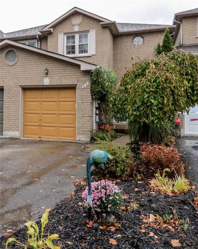 108 Bruce Cres, House attached with 3 bedrooms, 2 bathrooms and 2 parking in Barrie ON | Image 12