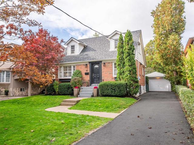 60 Lothian Ave, House detached with 3 bedrooms, 3 bathrooms and 4 parking in Toronto ON | Image 12