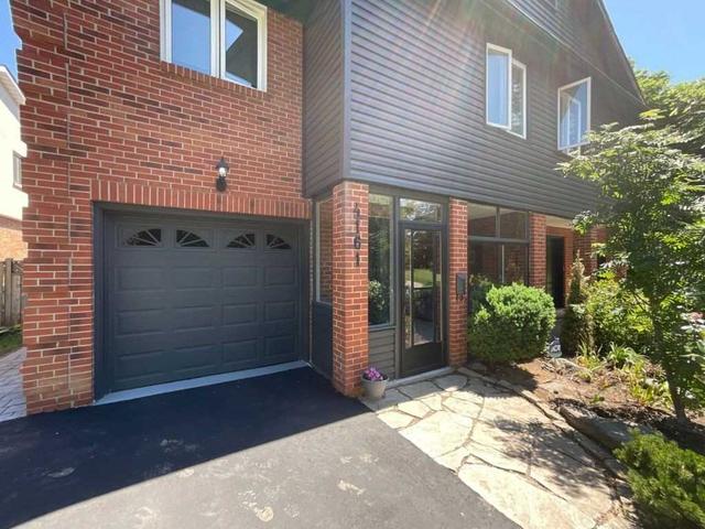 4161 Treetop Cres, House semidetached with 4 bedrooms, 3 bathrooms and 5 parking in Mississauga ON | Image 12