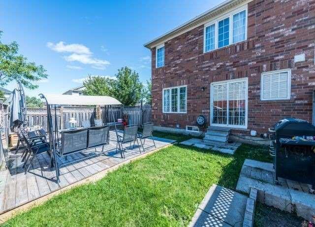 4 Frontenac Cres, House semidetached with 3 bedrooms, 4 bathrooms and 2 parking in Brampton ON | Image 20