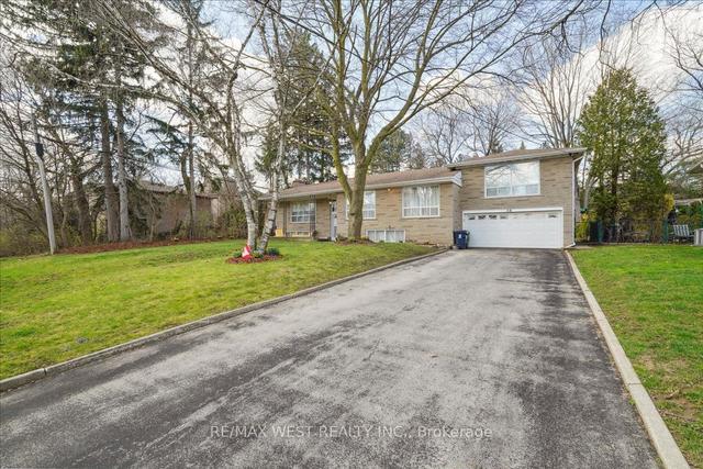50 Claywood Rd, House detached with 4 bedrooms, 3 bathrooms and 8 parking in Toronto ON | Image 1