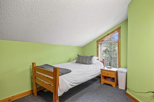 2 - 125 Rundle Crescent, Home with 3 bedrooms, 2 bathrooms and 2 parking in Canmore AB | Image 27