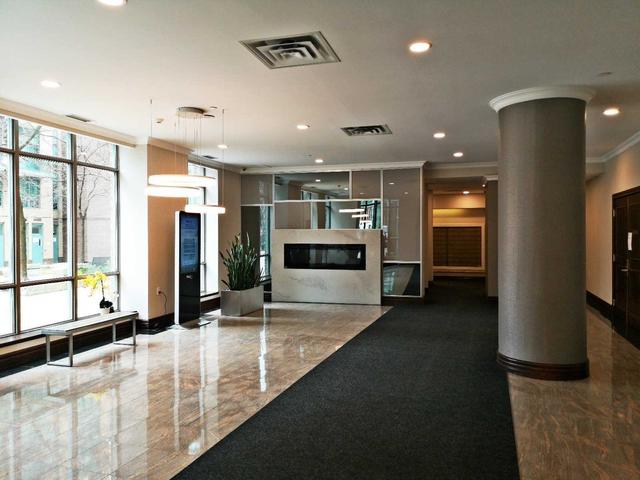 1502 - 22 Olive Ave, Condo with 2 bedrooms, 1 bathrooms and 1 parking in Toronto ON | Image 8