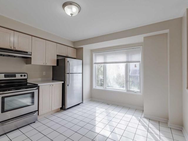 10 - 2370 Britannia Rd W, Townhouse with 3 bedrooms, 3 bathrooms and 2 parking in Mississauga ON | Image 3