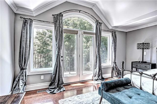 8 Leander Crt, House detached with 4 bedrooms, 5 bathrooms and 3 parking in Toronto ON | Image 11