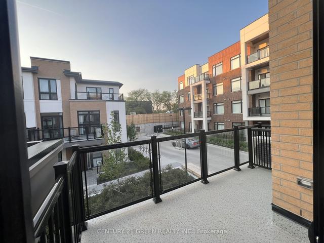 206 - 140 Canon Jackson Dr, Townhouse with 3 bedrooms, 3 bathrooms and 1 parking in Toronto ON | Image 24