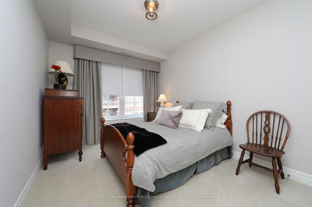 th 5 - 21 Burkebrook Pl, Townhouse with 3 bedrooms, 3 bathrooms and 2 parking in Toronto ON | Image 8